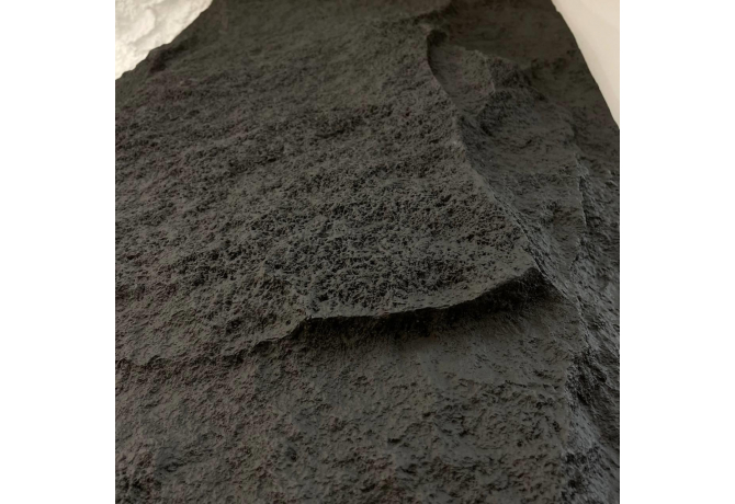 Скальная панель тёмный графит 120×60 см